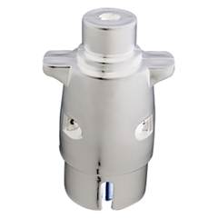 TOMADA MACHO CROMADA (6 POLOS) P/ ENGATE